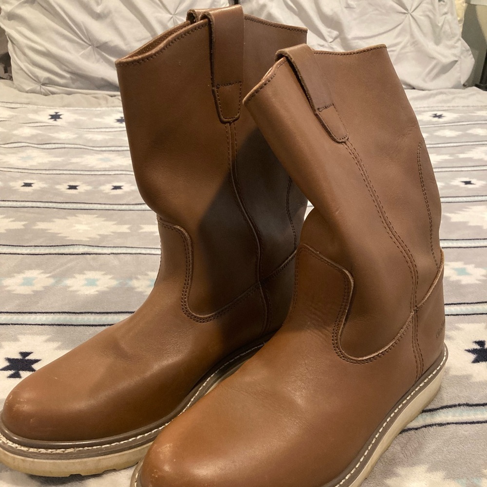 Mens DieHard Wellington Boots.